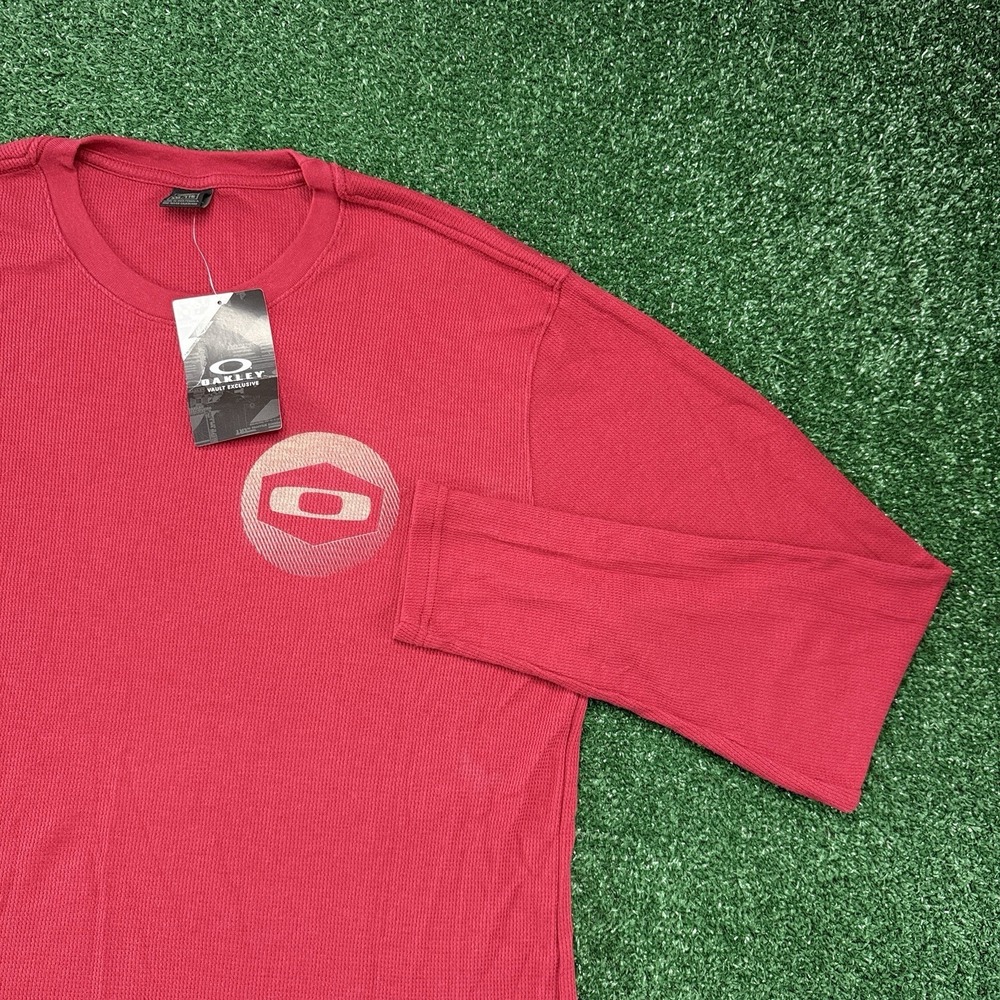 New Vintage Y2K Oakley Men's Long Sleeve Graphic Tee T-Shirt Thermal Size 2XL